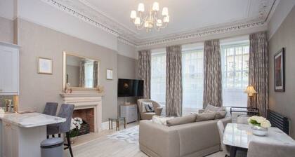 Charming 3-Bedroom Retreat in Glasgow West End