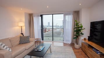 Televisión y oficina