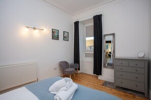 2 Schlafzimmer, Bügeleisen/Bügelbrett, Reisekinderbett, WLAN