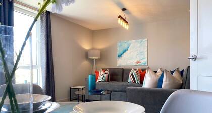 Stylish Glasgow Apartment with Parking