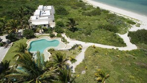 المنطقة المحيطة بالمنشأة