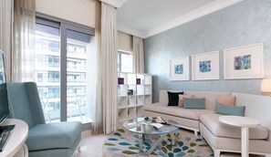 Classic Double Room | Living area | Flat-screen TV