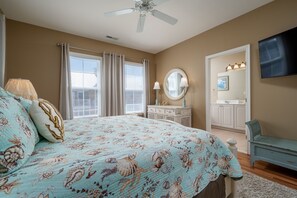 6 bedrooms, iron/ironing board, free WiFi, bed sheets