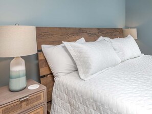 3 bedrooms, iron/ironing board, Internet, bed sheets