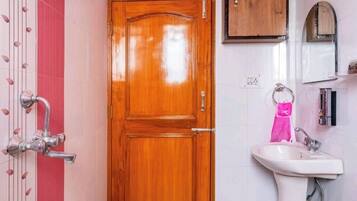 Dusche, Handtücher, Seife, Shampoo