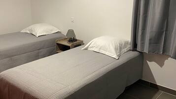 2 Schlafzimmer, Bügeleisen/Bügelbrett, Reisekinderbett, kostenloses WLAN