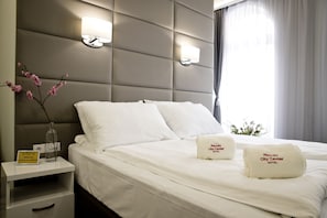 In-room safe, desk, blackout curtains, soundproofing