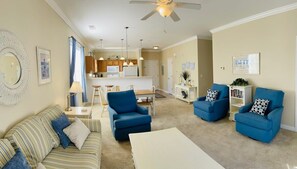 TV - Barefoot Landing beautiful condo at Willow Bend (North Myrtle Beach)