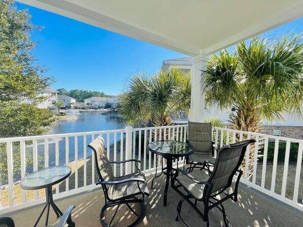 Property grounds - Barefoot Landing beautiful condo at Willow Bend (North Myrtle Beach)