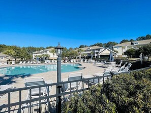 Pool - Barefoot Landing beautiful condo at Willow Bend (North Myrtle Beach)