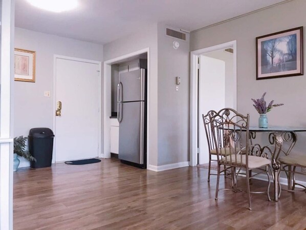 Interior - Downtown Apartment convenient to all city venues (Greensboro)