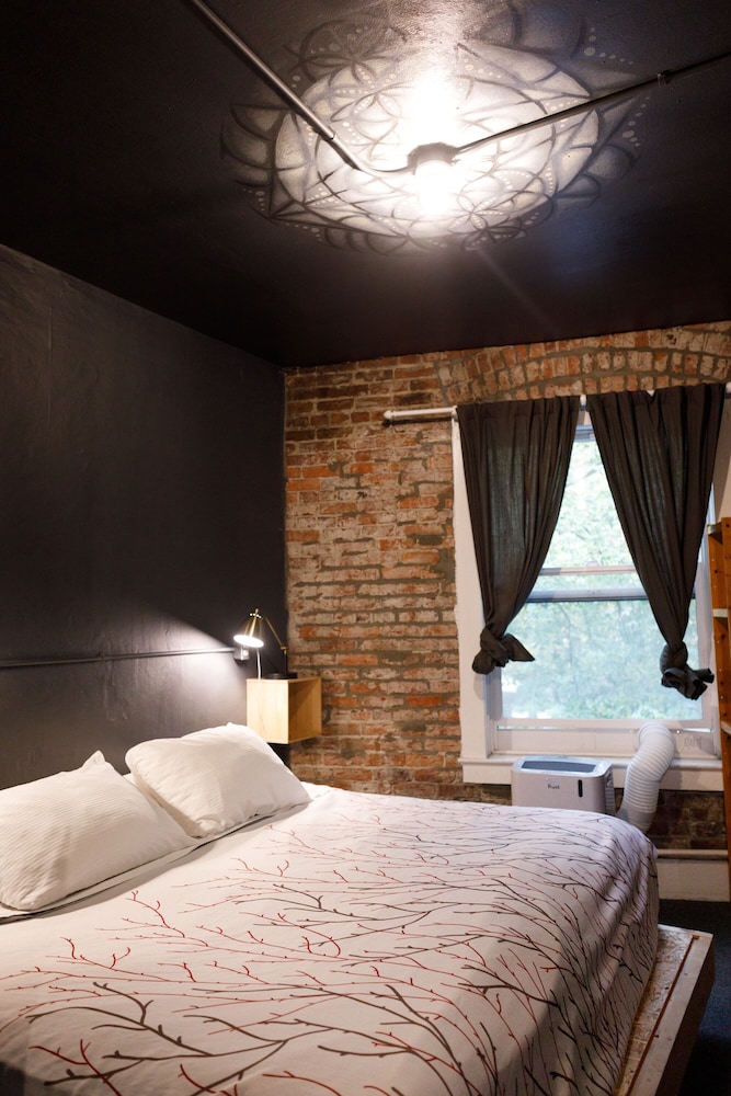 Hotel Hotel Hostel by null