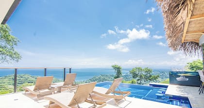 Private 4-bedroom Villa, Complimentary Chef, 24/7 Security