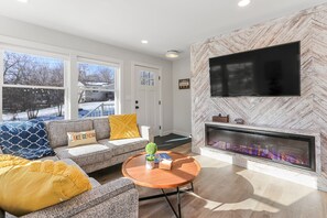 TV connectée, cheminée