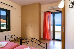 3 bedrooms, in-room safe, soundproofing, iron/ironing board