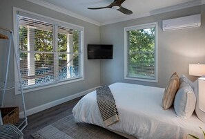 3 Schlafzimmer, Zimmersafe, Schreibtisch, Bügeleisen/Bügelbrett