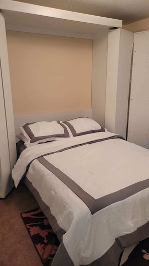 3 habitaciones, escritorio, wifi gratis y ropa de cama 