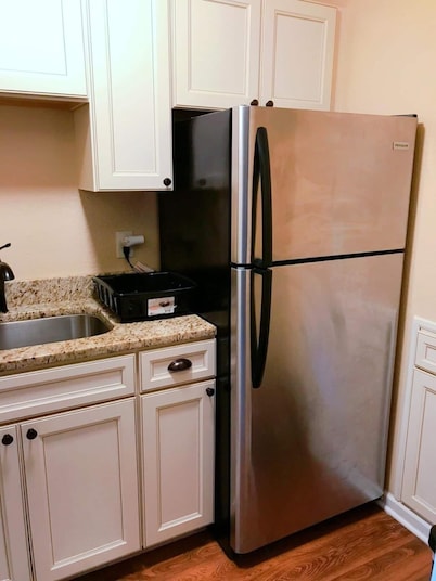 Beautiful apartment in Historical Downtown Location.