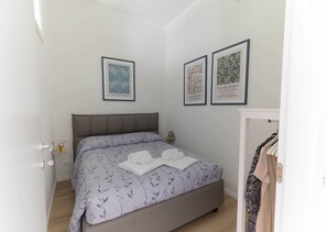 1 bedroom, in-room safe, iron/ironing board, WiFi