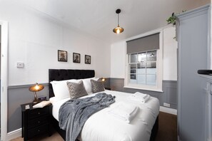 Casa | 6 habitaciones, tabla de planchar con plancha y cuna de viaje 