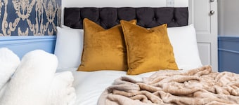 6 Bedroom City Centre Townhouse