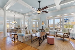 Smart-TV, DVD-Player