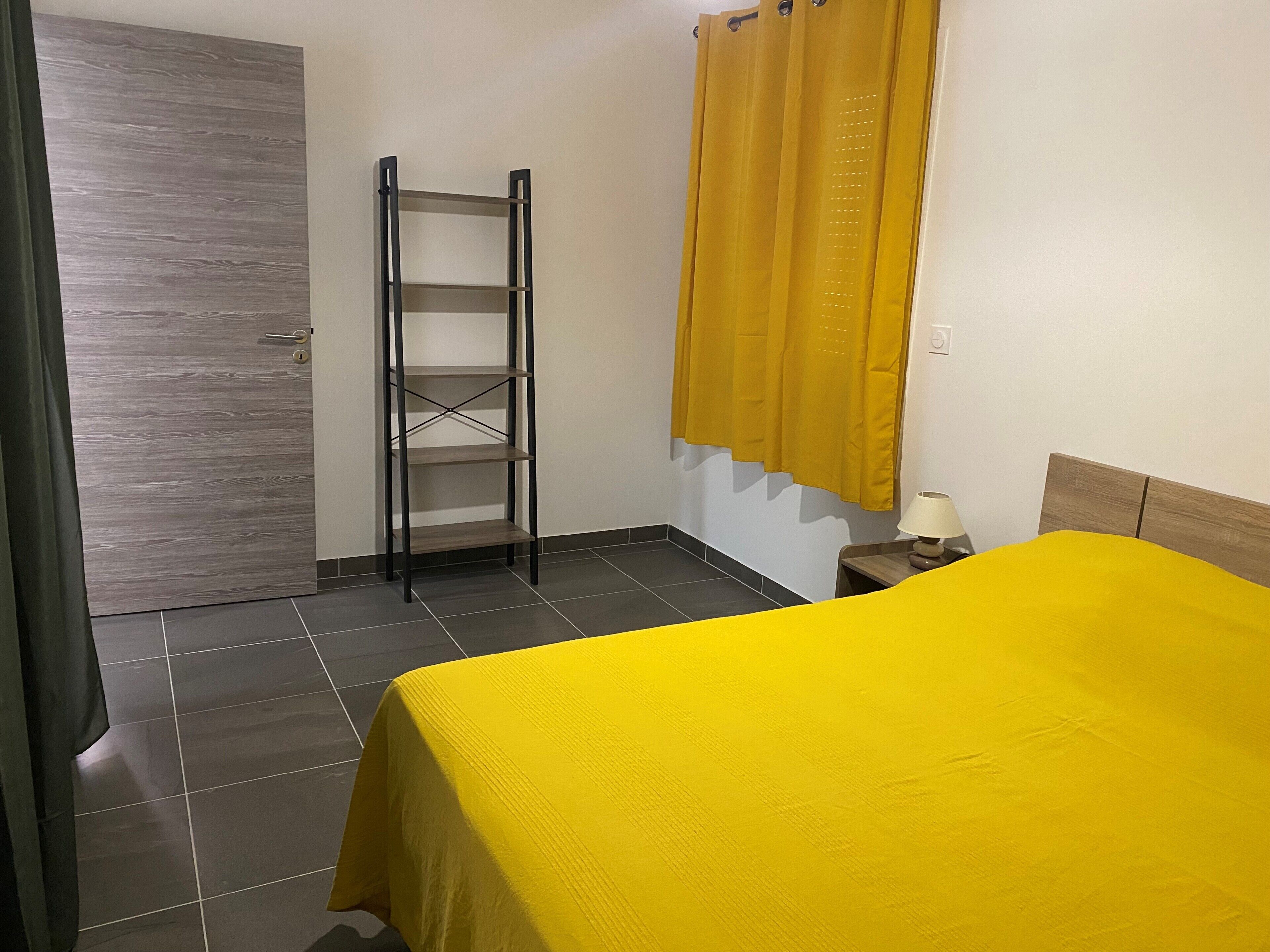 2 間睡房、免費 Wi-Fi