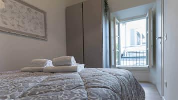 1 dormitorio, caja fuerte, tabla de planchar con plancha y wifi gratis