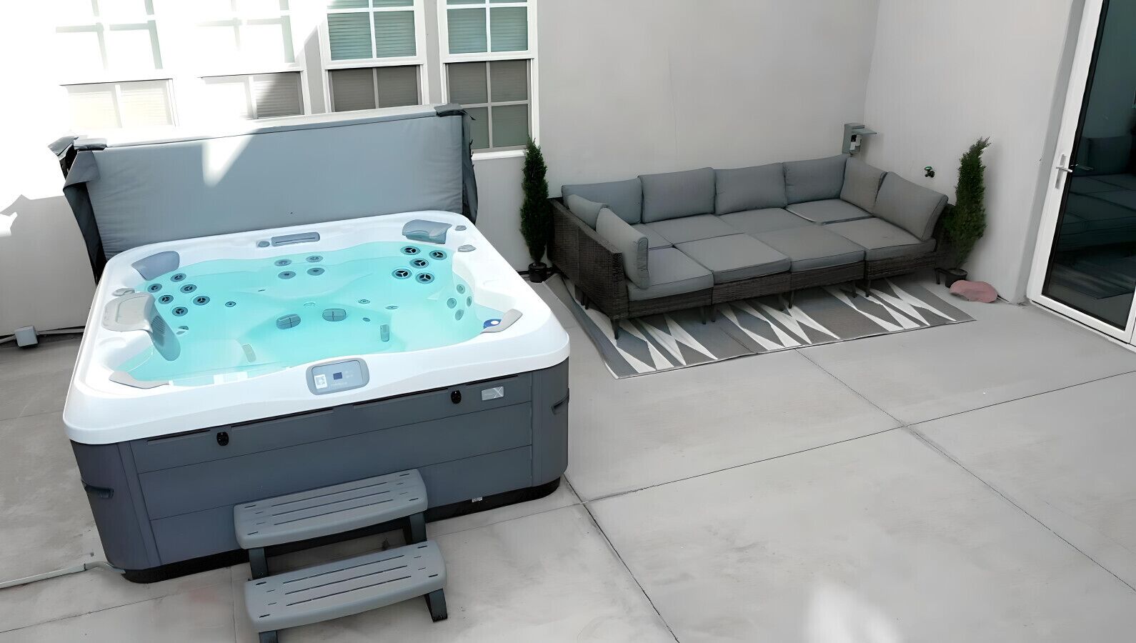 室外 SPA 浴池