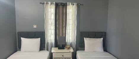 2 makuuhuonetta, silitysrauta/-lauta, ilmainen Wi-Fi