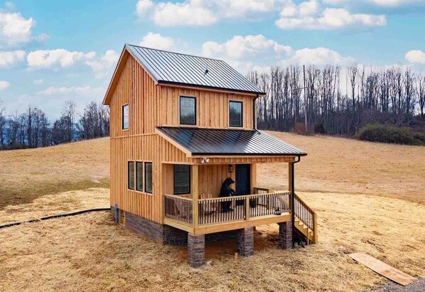 Unclassified image, 1 of 19, button - ❤️Relaxing Cabin studio, in Heart of the tri citie (Bluff City)