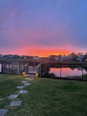 Property grounds - Murrells inlets #A Great duplex walk to the beach (Murrells Inlet)