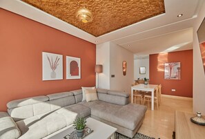 Smart TV - ☆ New Elegant Apt & Balcony in ♥ Rabat (Rabat)