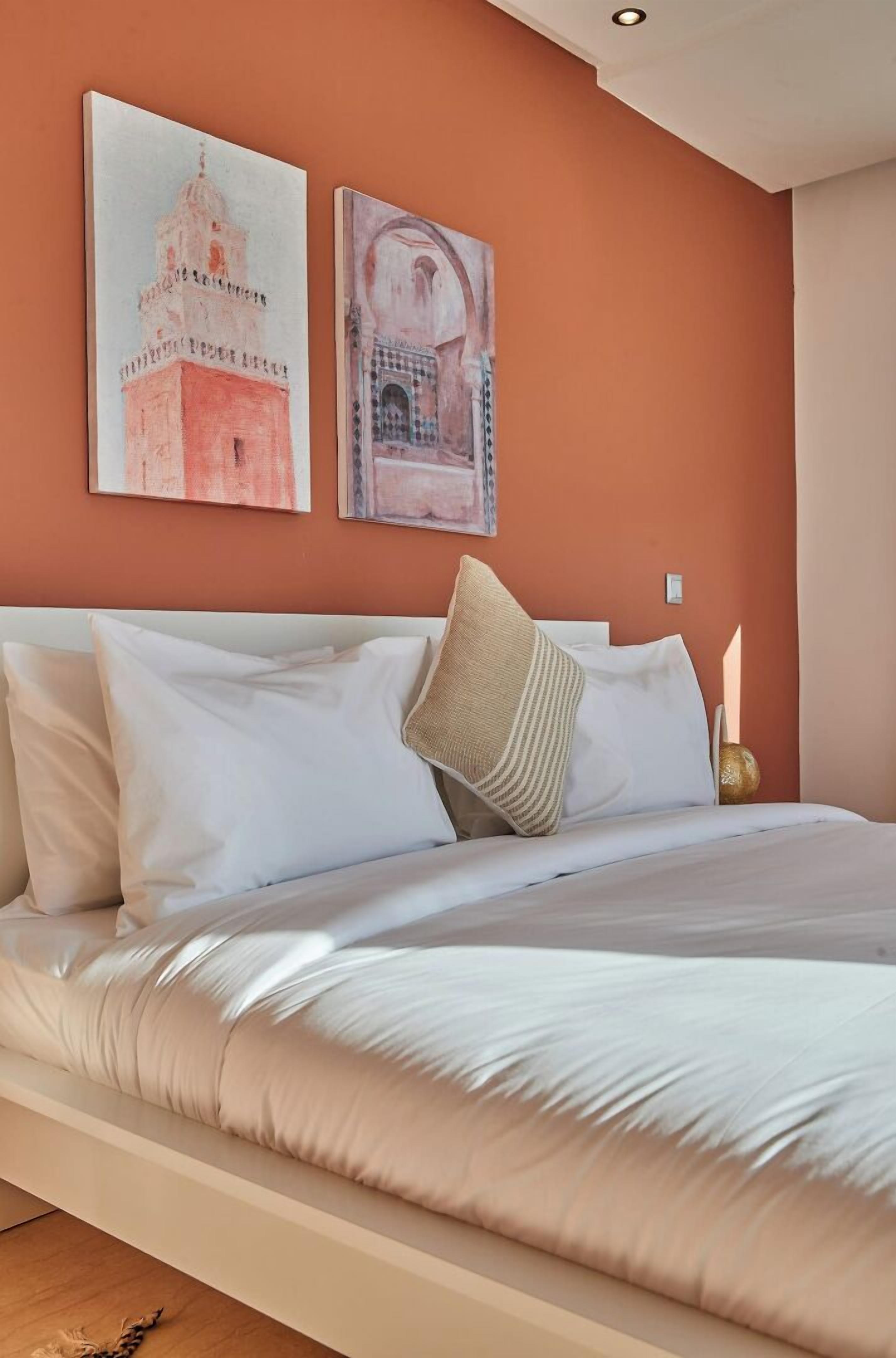 1 sovrum, skrivbord, strykjärn/strykbräda och wi-fi