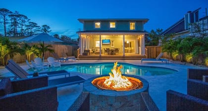 Coastal Beach Retreat w/ Heated Pool, Putting Green