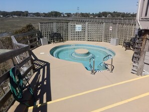 Bañera de hidromasaje exterior