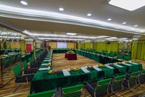 Meeting facility - Rodin Oswey Hotel (Luoding)
