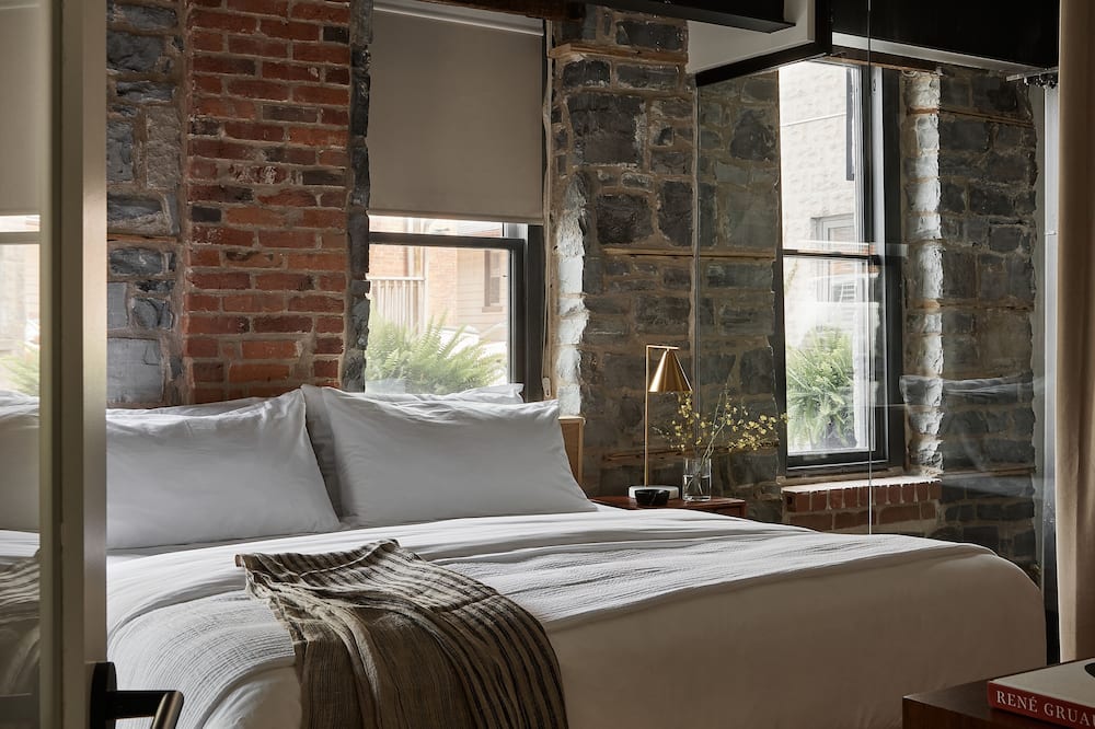 The Smith Hotel