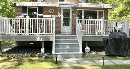 Great Place for a Family Retreat! Sleeps 10