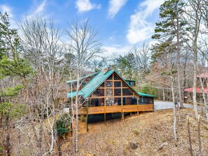 Exterior - Lazy Bear in Pigeon Forge (Pigeon Forge)