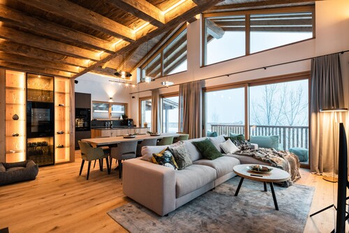 Luxurious Alpine Chalet - 230 m2 - Mühlbach - 10P - Ski Amade! dog friendly!