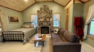 1 bedroom, travel crib, free WiFi, bed sheets