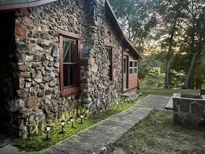 Property grounds - Private River Frontage!!! Beautiful Cabin with Amazing views! Available now!! (Steelville)