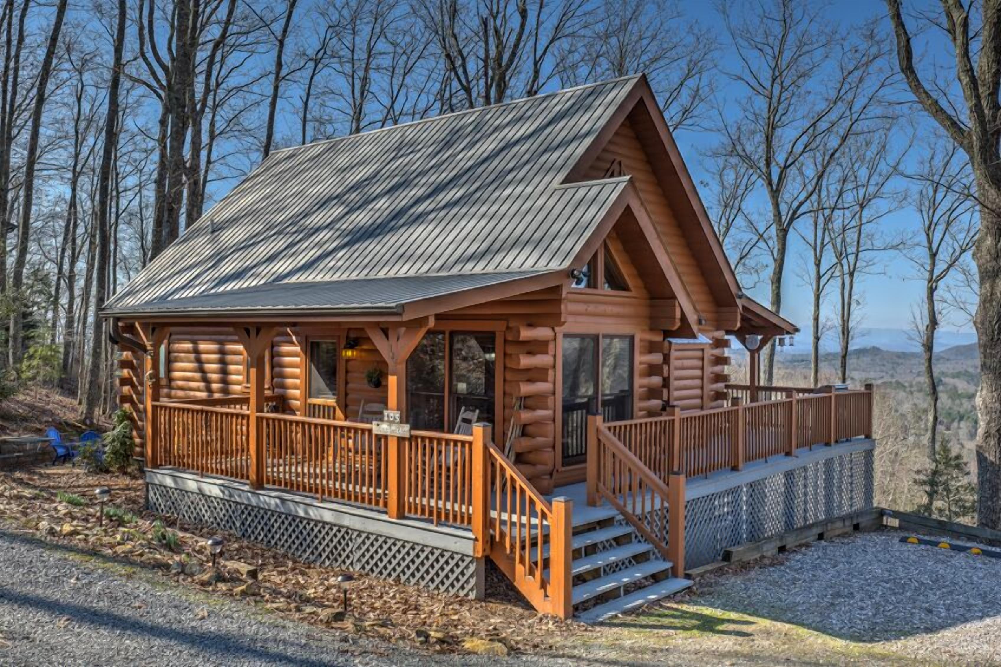 Finally Made It - Mountain Views | Hot Tub | Firepit | Screened Porch