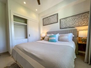 2 bedrooms, iron/ironing board, travel crib, WiFi - Incredibly Beautiful condo just steps to the beach (Punta Cana)