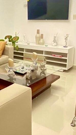 Smart TV - A nice and comfortable apartment for your family. a place of blessing (Santiago de los Caballeros j)