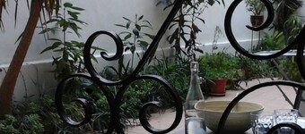 Ground floor studio 17 m2 Beachfront and sheltered terrace