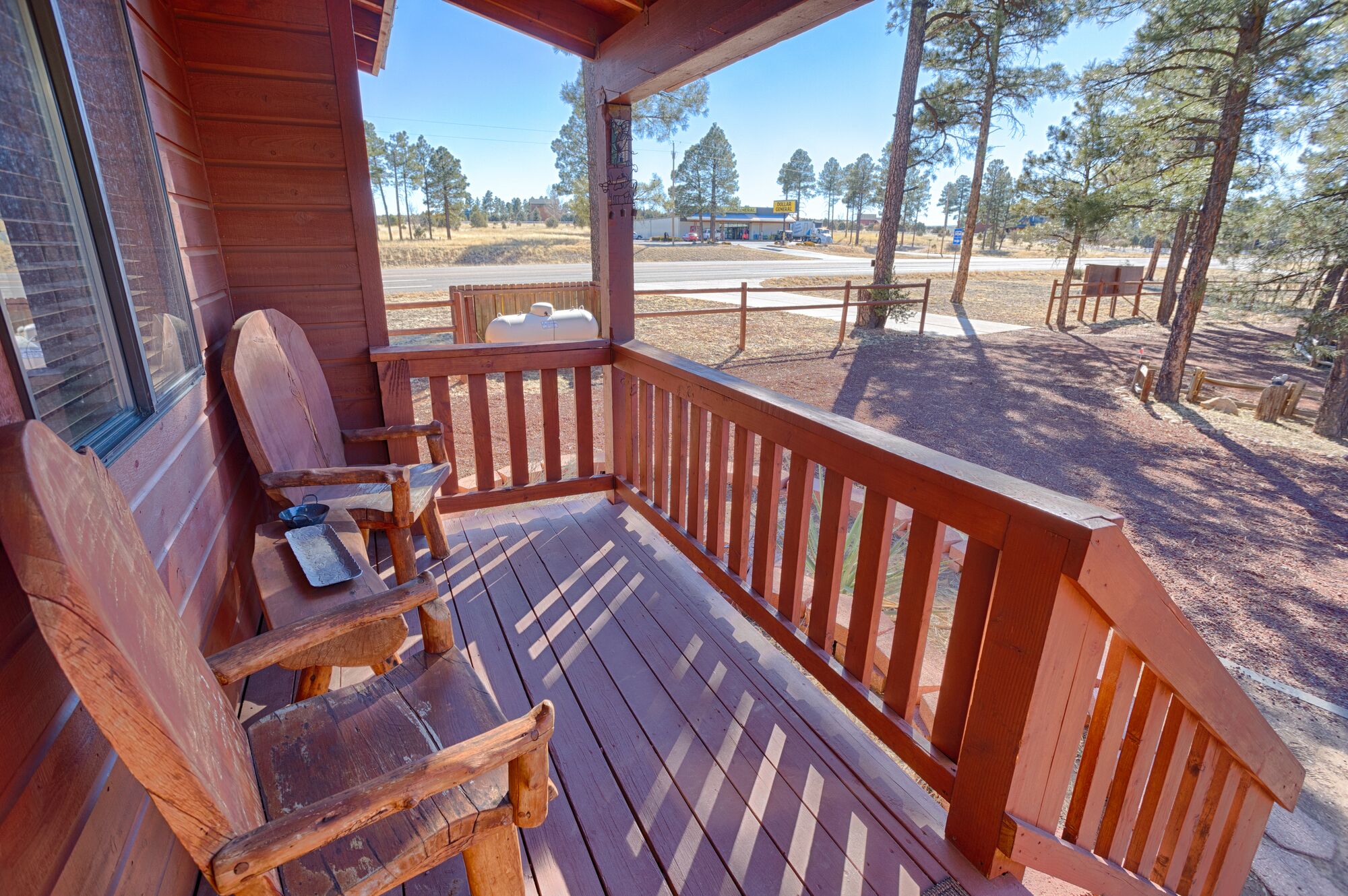Cozy 3 bedroom 2 bath Cabin in the Pines