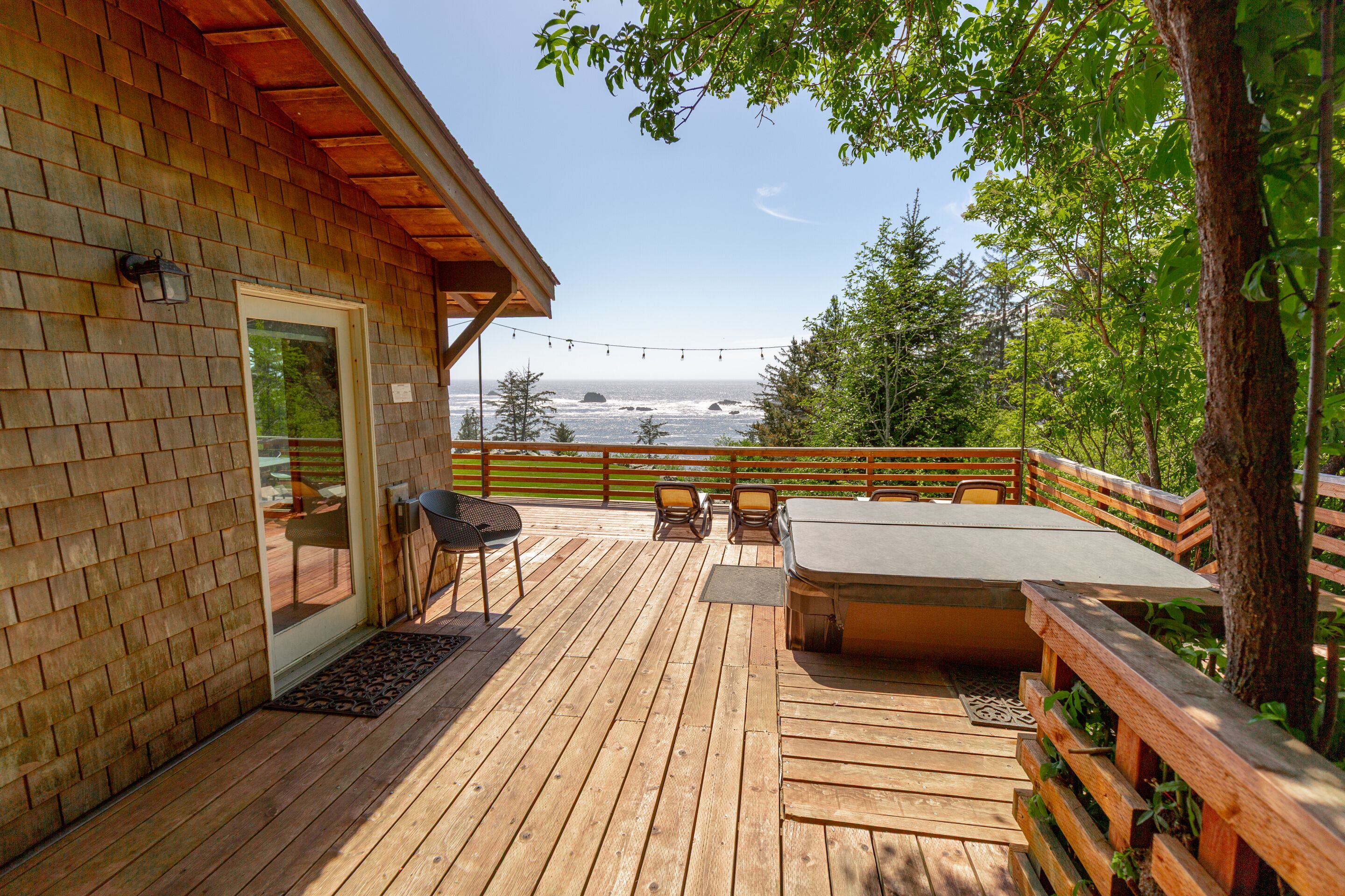 منزل - بحمام خاص - بمنظر للمحيط (Byrdies) | المنشأة من الخارج