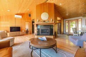 Ferienhaus, eigenes Bad, Meerblick (Byrdies) | Innenbereich